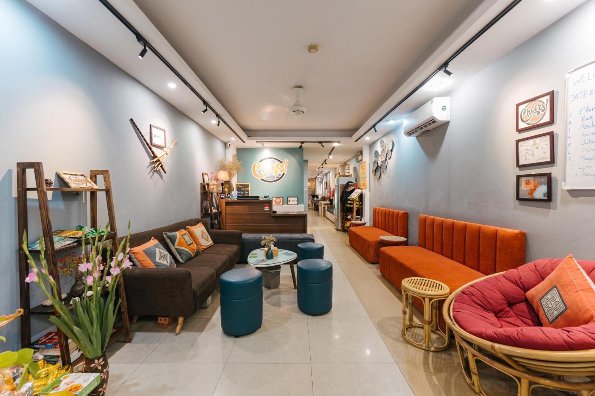 Cheers Hostel Ханой Екстериор снимка